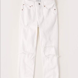 NEW ABERCROMBIE & FITCH RIPPED BOYFRIEND JEANS